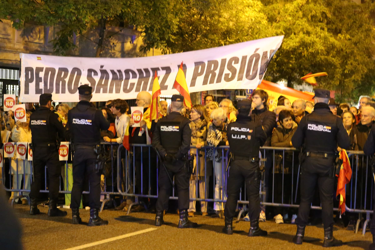Una de las muchas imágenes de manifestantes que han cubierto calles y plazas de toda España durante los últimos días.
