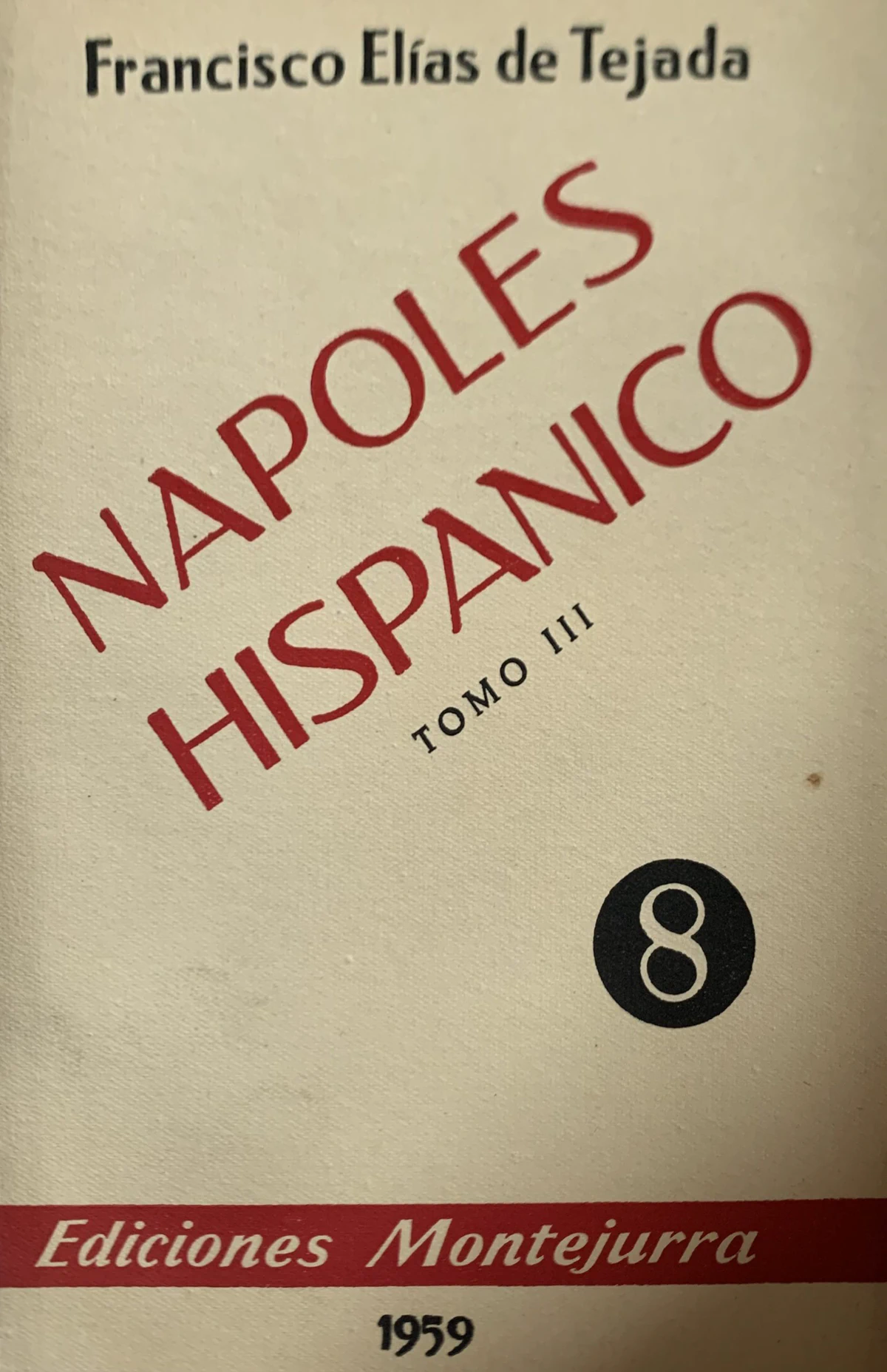 Francisco Elías de Tejada siempre mantuvo un vínculo profundo con las tierras italianas, y en especial con Nápoles, a cuyo reino bajo soberanía hispánica dedicó un libro donde aborda la contribución de G.B. Vico.