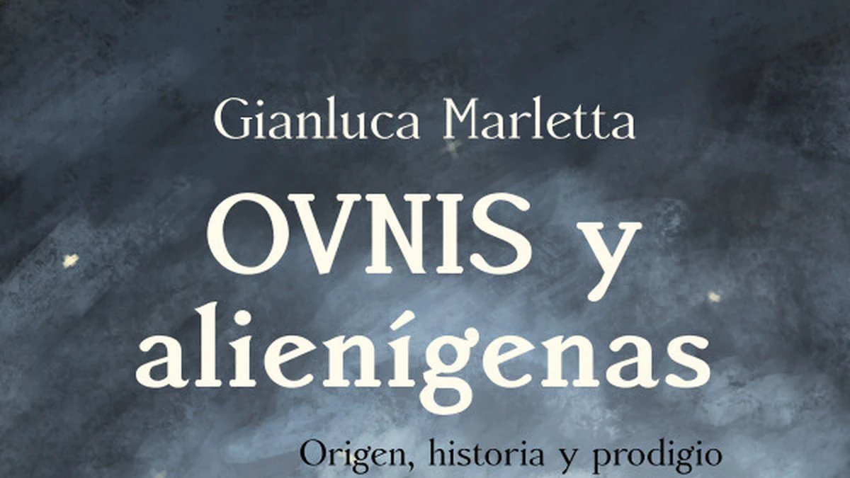 Cover image for OVNIS y alienígenas: Origen, historia y prodigio de una pseudorreligión