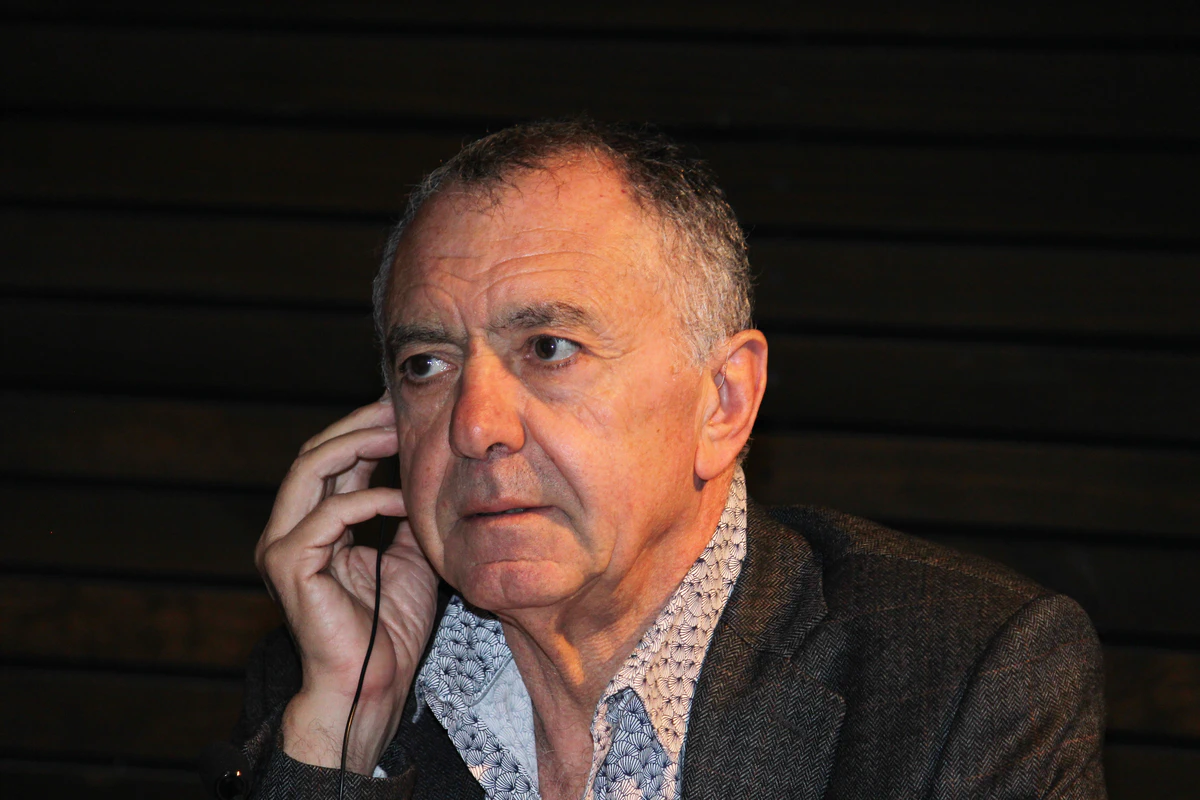 Gilles Lipovetsky (Millau, Francia, 1944)