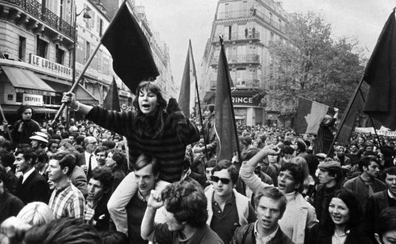 Protestas estudiantiles asociadas al Mayo del 68 en París.