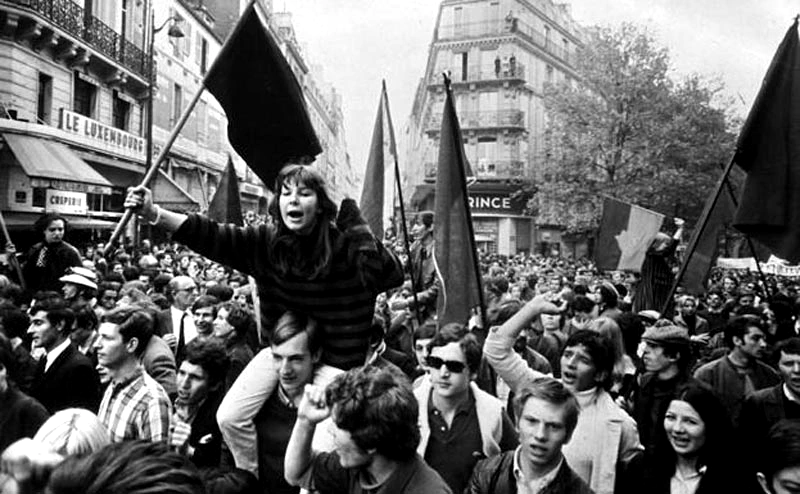 Protestas estudiantiles asociadas al Mayo del 68 en París.