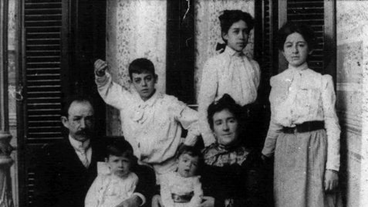 Cover image for Territorio y carácter en el orbe hispánico (2ª Parte)